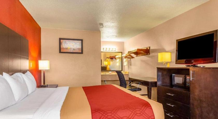 Econo Lodge Мерідіан Екстер'єр фото